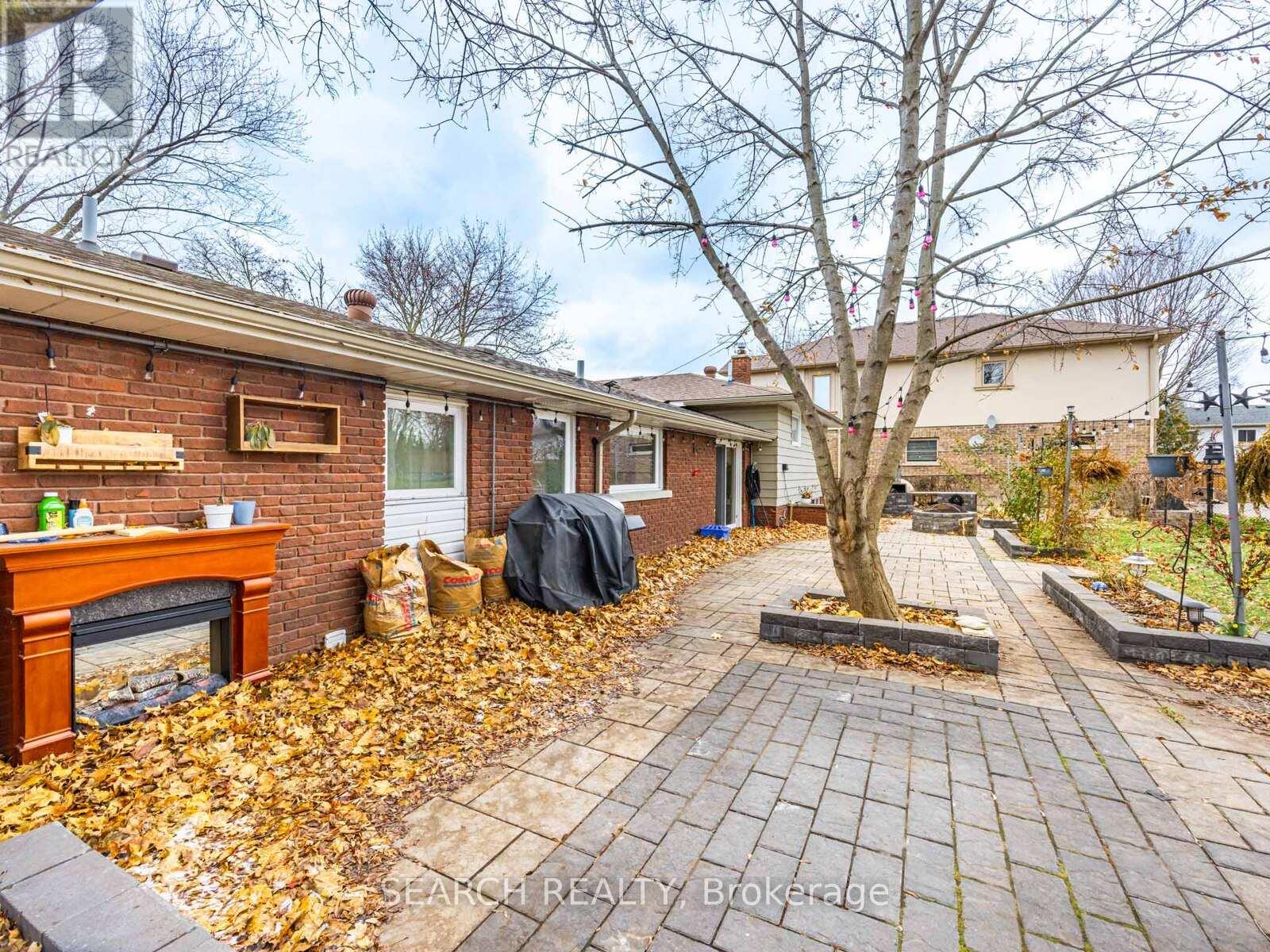 41 HAMILTON DRIVE - 31
