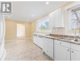 41 Hamilton Drive, Newmarket, ON L3Y3E7 Photo 17