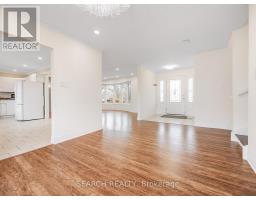 41 Hamilton Drive, Newmarket, ON L3Y3E7 Photo 12