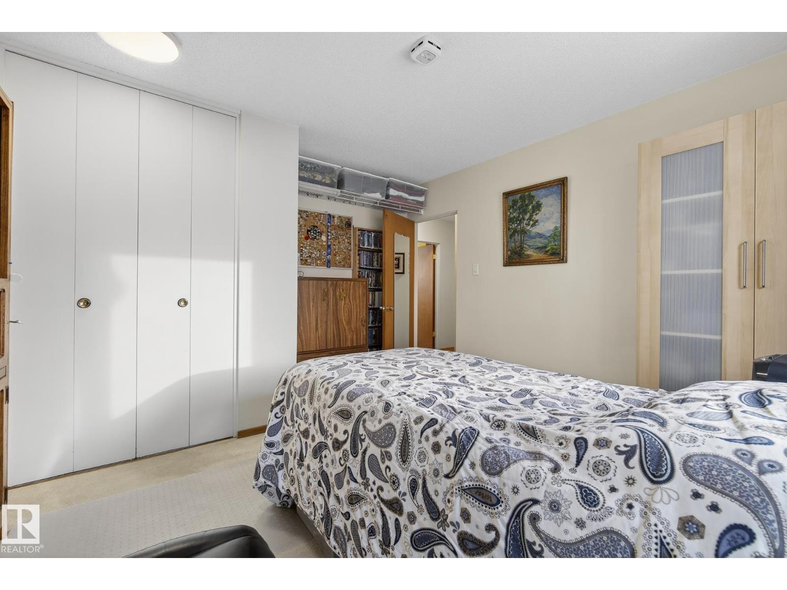 6819 83 AV NW, Edmonton