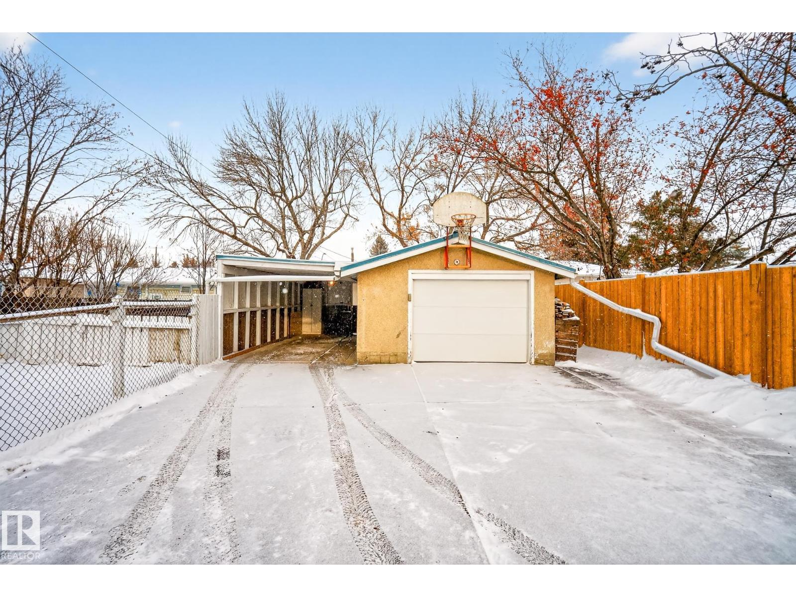 6819 83 AV NW, Edmonton