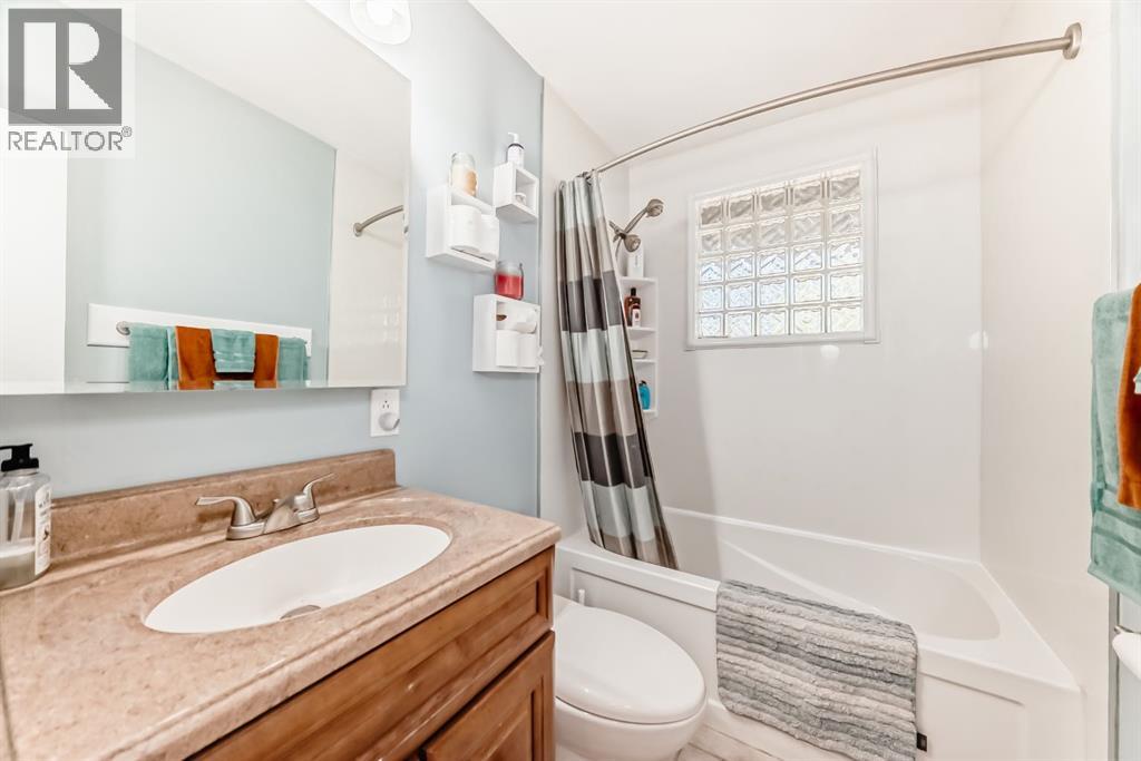 Single Family House Bungalow for Sale in  Fir Drive SE Southview Calgary 