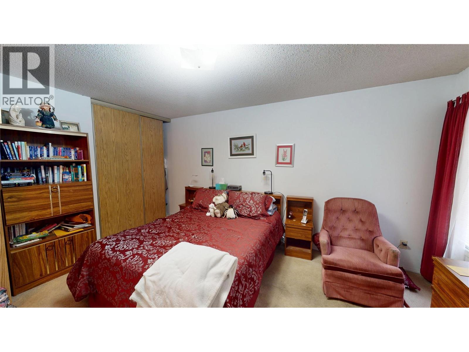 2200 Kokanee Drive N, Cranbrook
