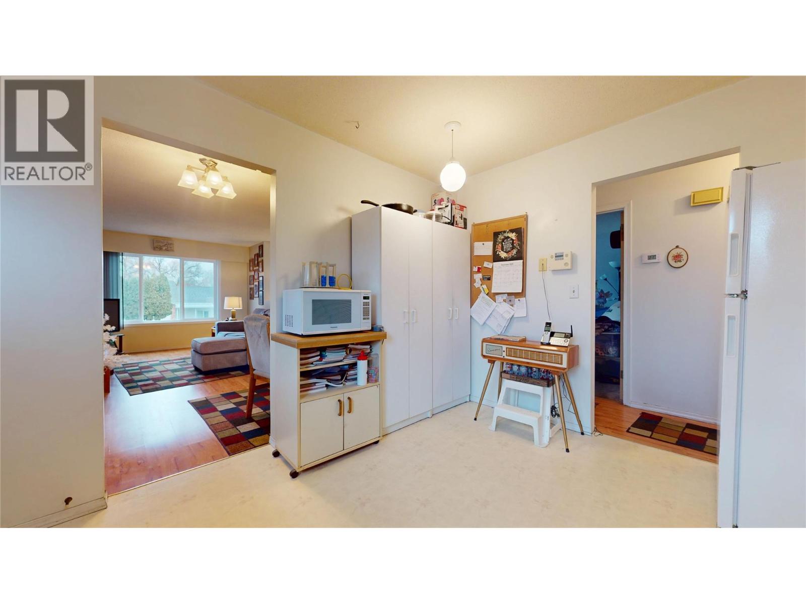 2200 Kokanee Drive N, Cranbrook