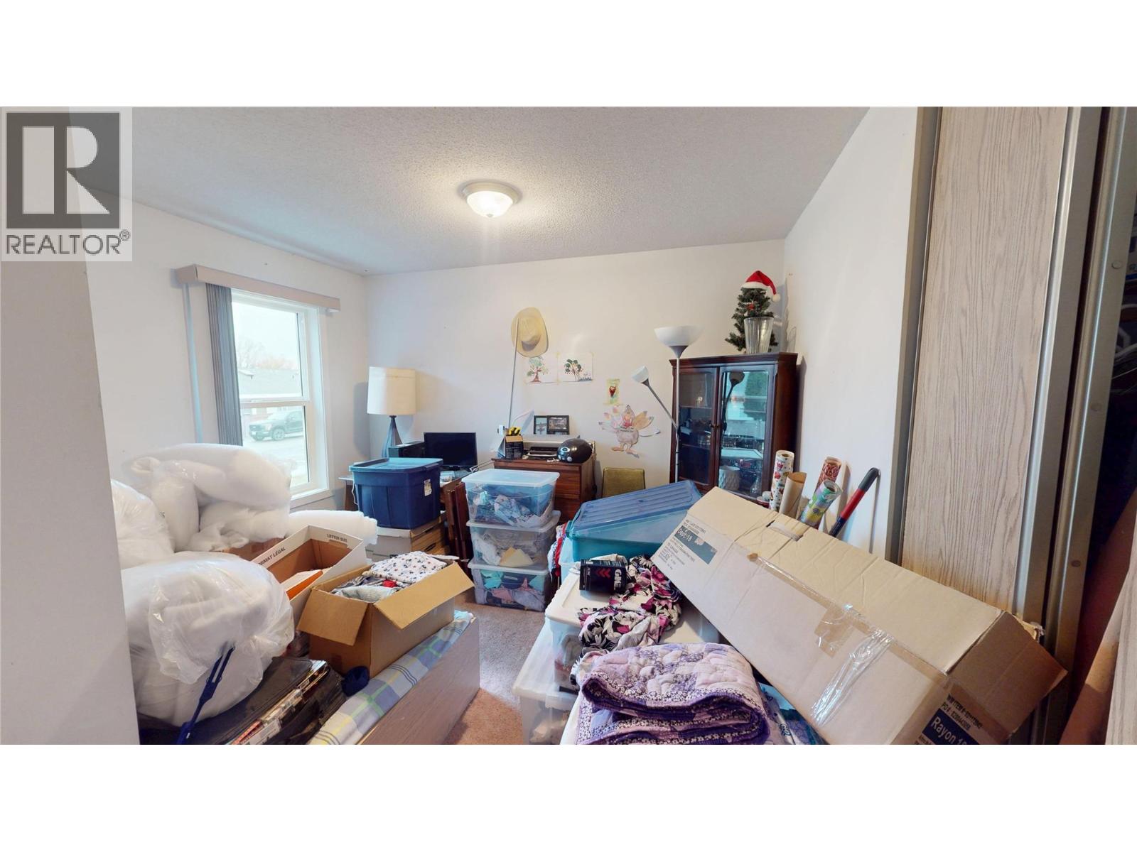 2200 Kokanee Drive N, Cranbrook