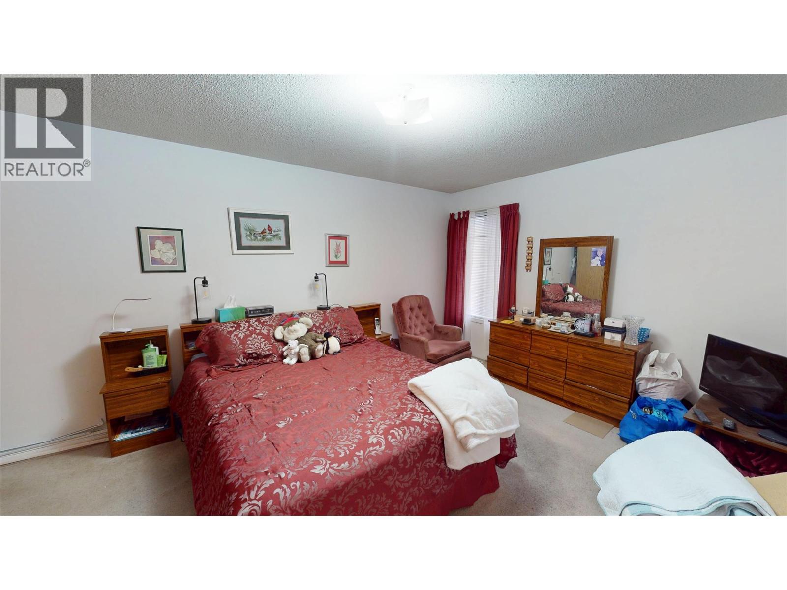 2200 Kokanee Drive N, Cranbrook