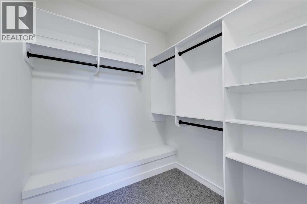 Single Family House for Sale in   Street NW Highland Park Calgary 