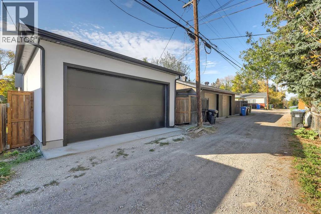 Single Family House for Sale in   Street NW Highland Park Calgary 