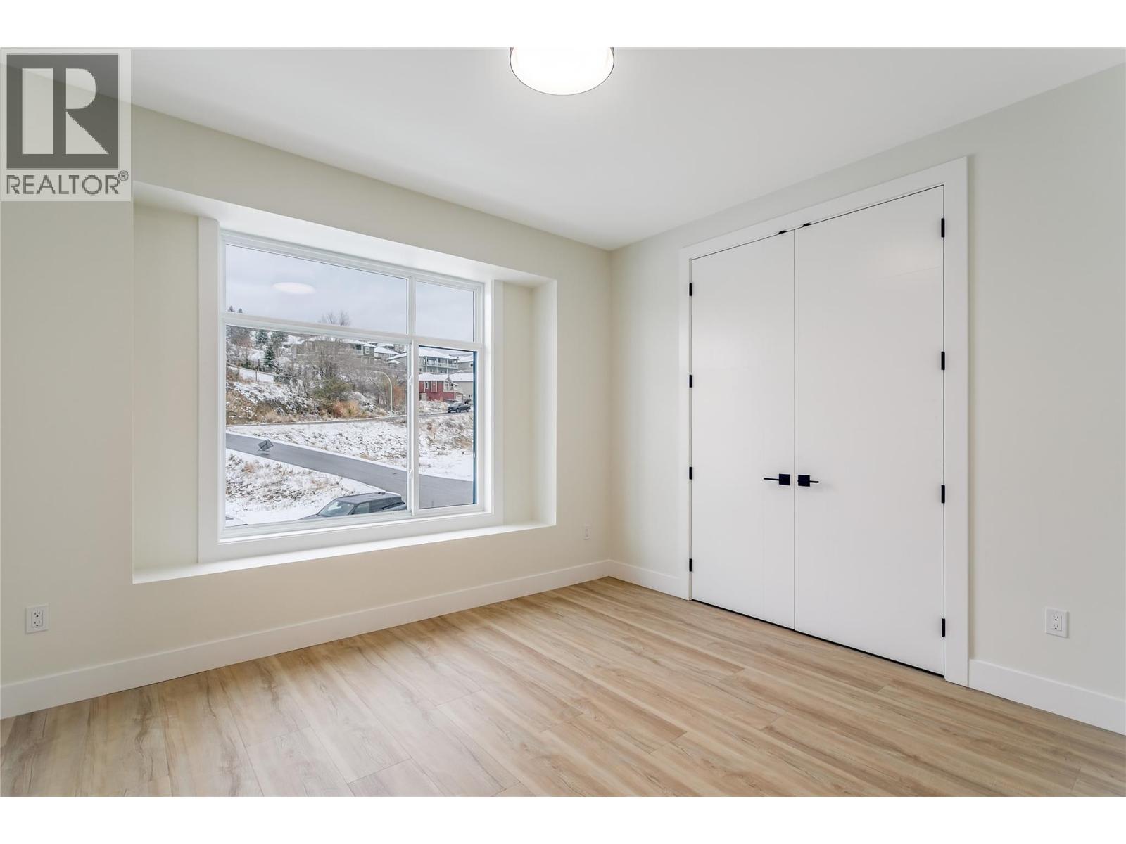  1136 Hume Avenue, Kelowna