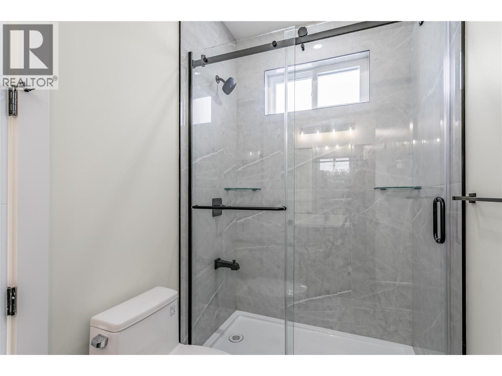 1136 Hume Avenue - 27