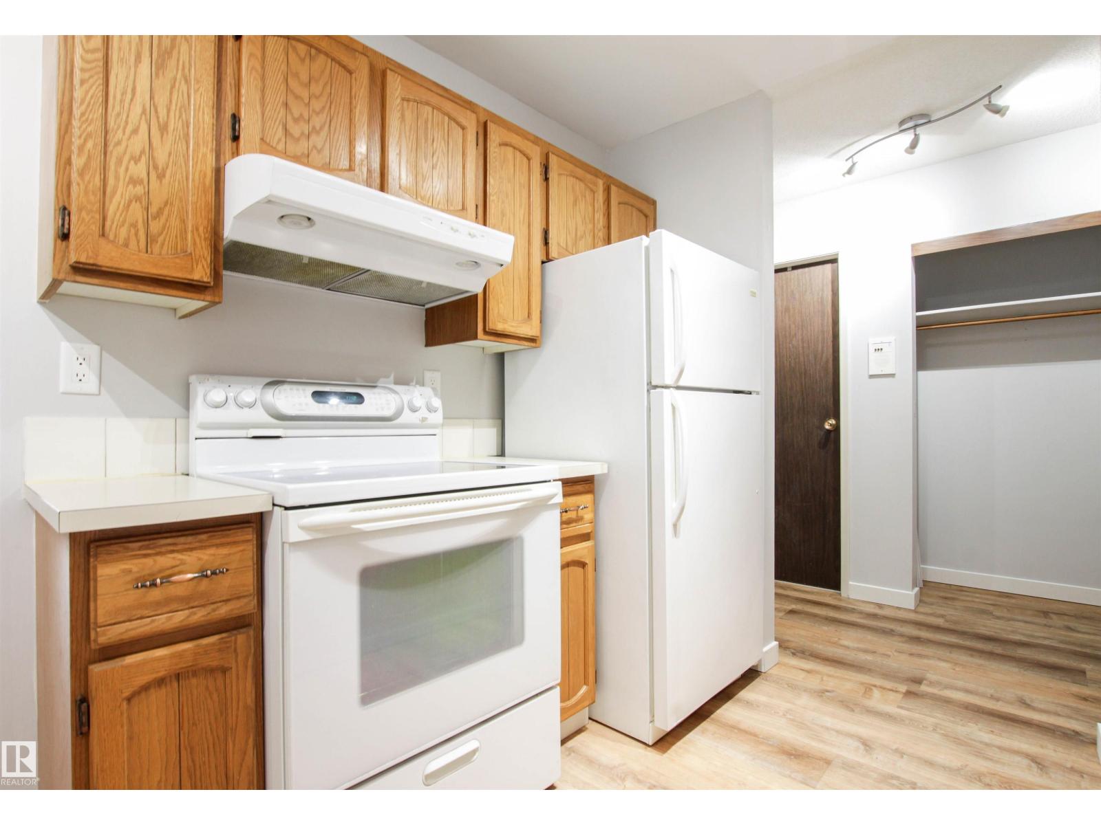 #108 3610 43 AV NW, Edmonton