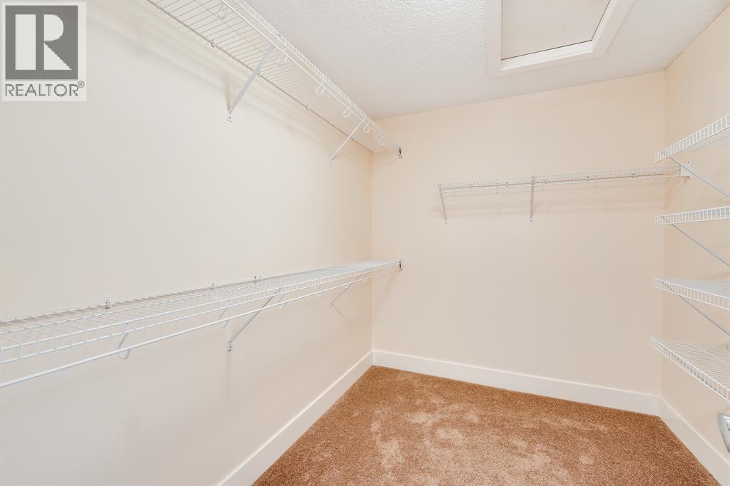 Single Family House for Sale in    Avenue SW Sunalta Calgary 