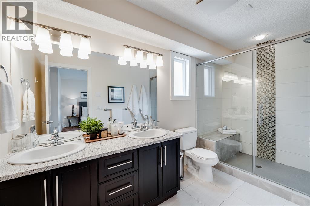 Single Family House for Sale in    Avenue SW Sunalta Calgary 