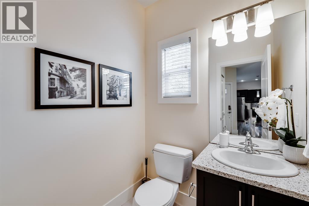 Single Family House for Sale in    Avenue SW Sunalta Calgary 