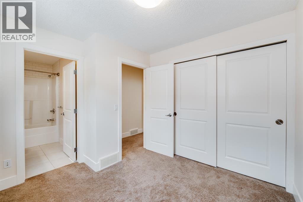 Single Family House for Sale in    Avenue SW Sunalta Calgary 