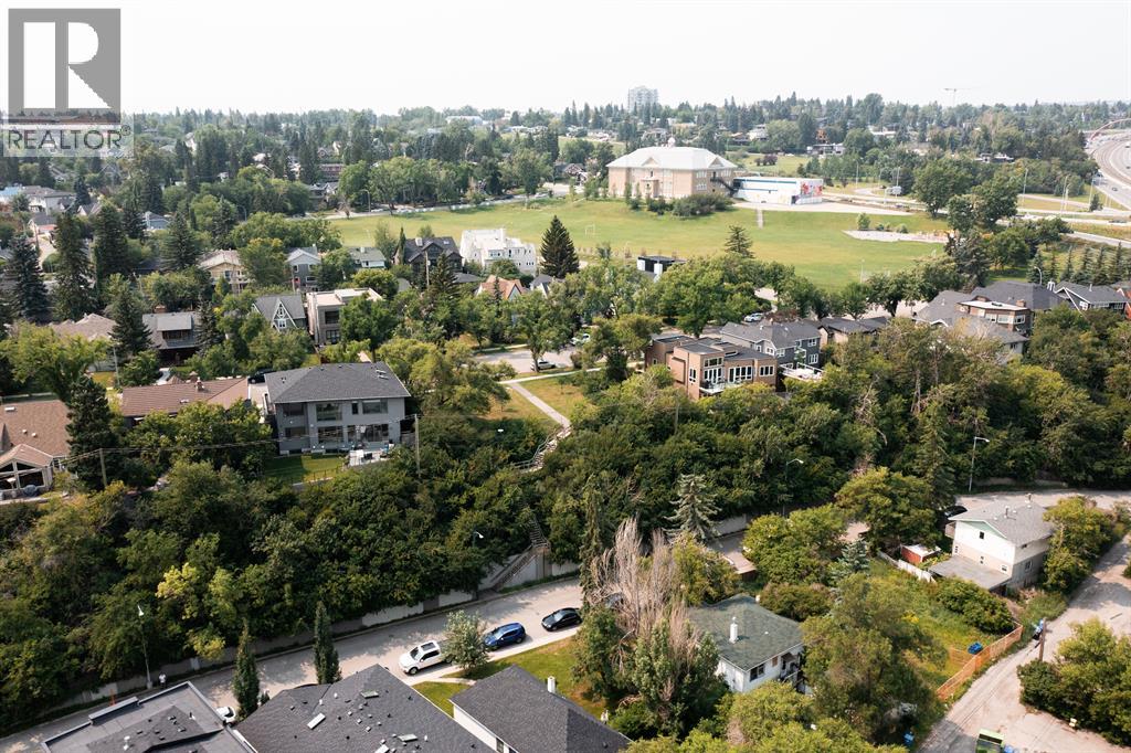 Single Family House for Sale in    Avenue SW Sunalta Calgary 