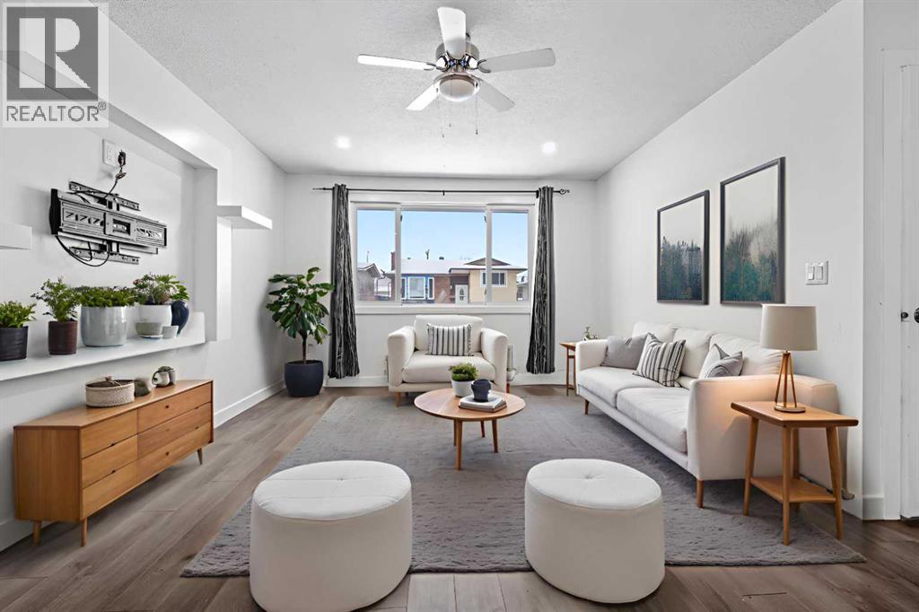 Single Family House Bi-level for Sale in  Doverview Crescent SE Dover Calgary 