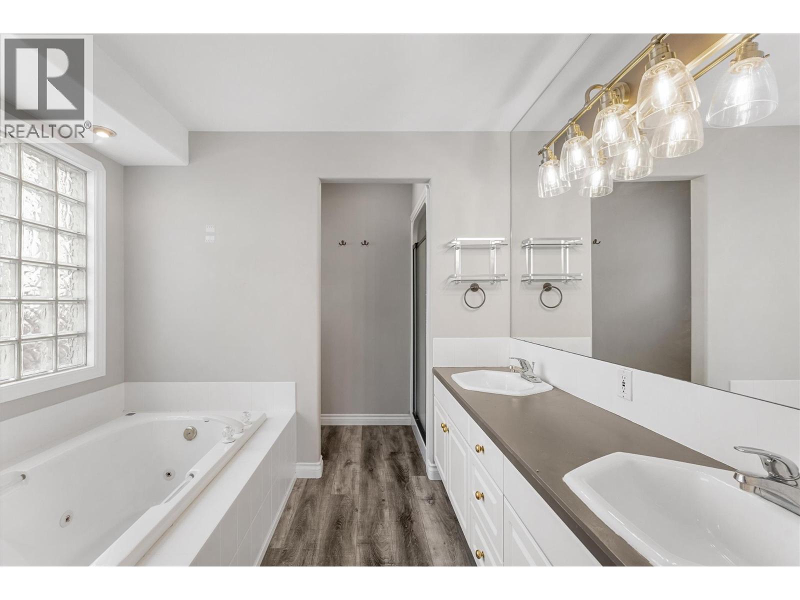  1180 Ray Road, Kelowna