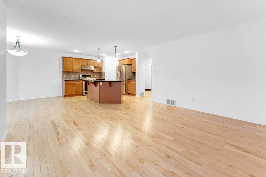 8723 178 AV NW NW, Edmonton