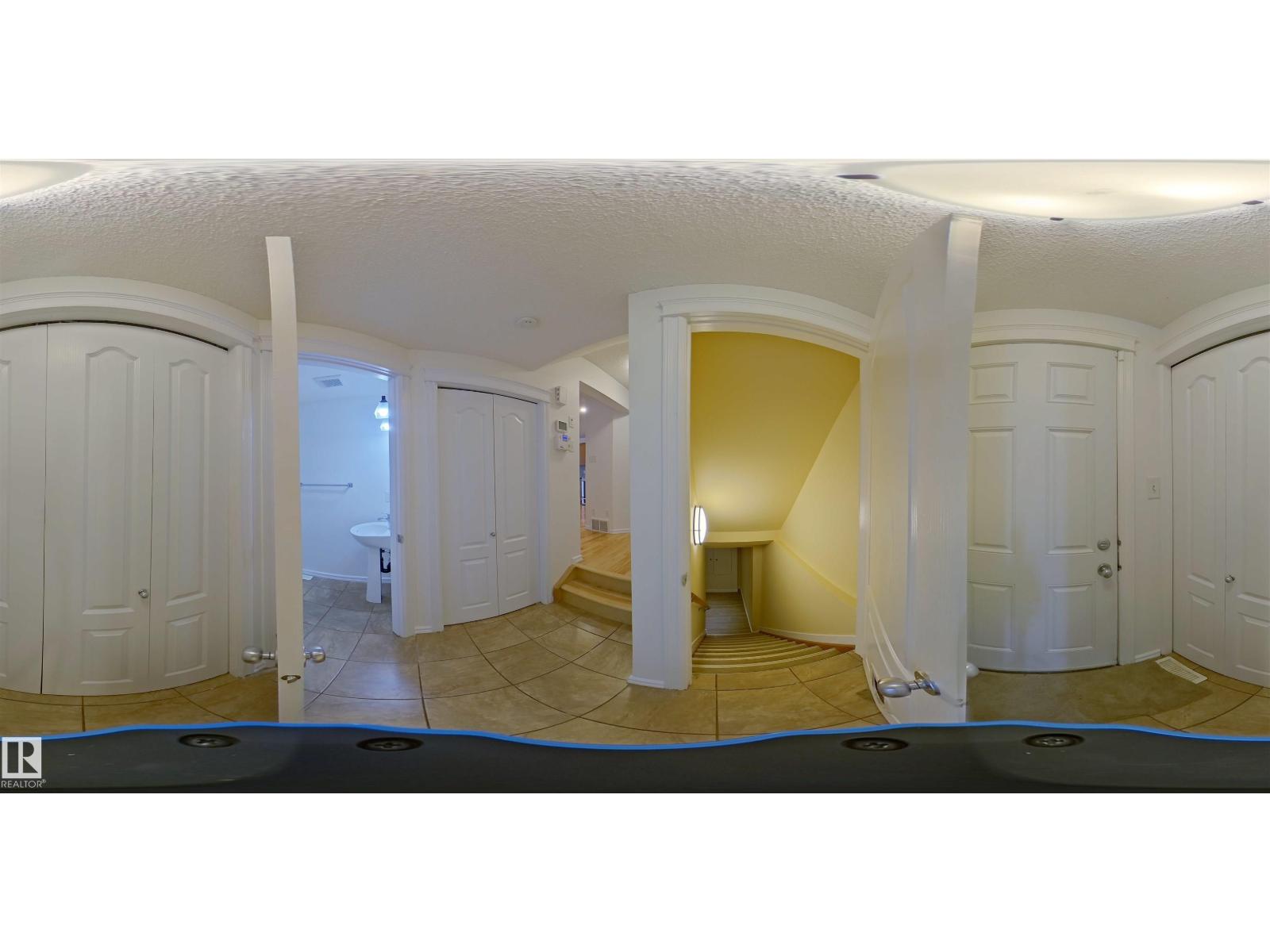 8723 178 AV NW NW, Edmonton