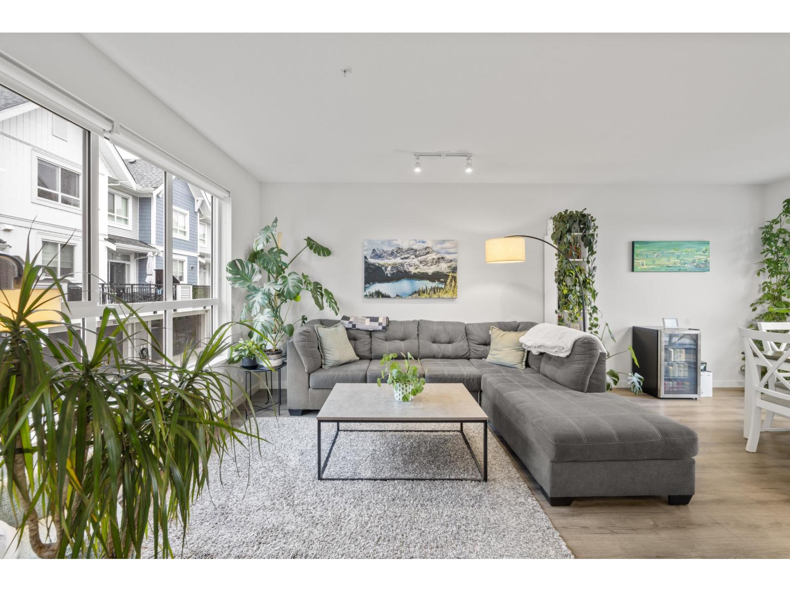 44 8335 NELSON STREET, Mission