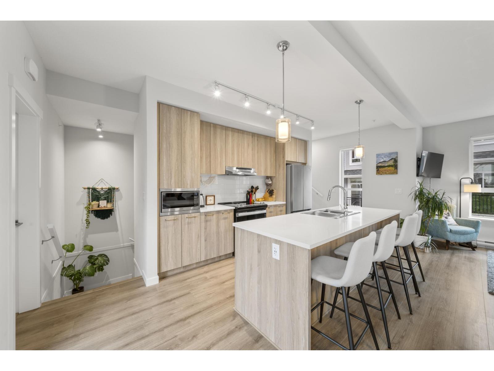 44 8335 NELSON STREET, Mission