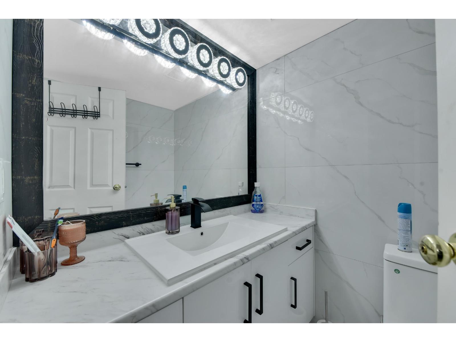 203 7064 133B STREET, Surrey