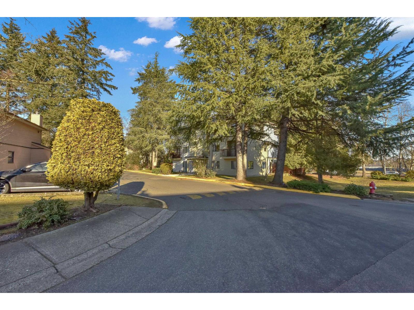 203 7064 133B STREET, Surrey