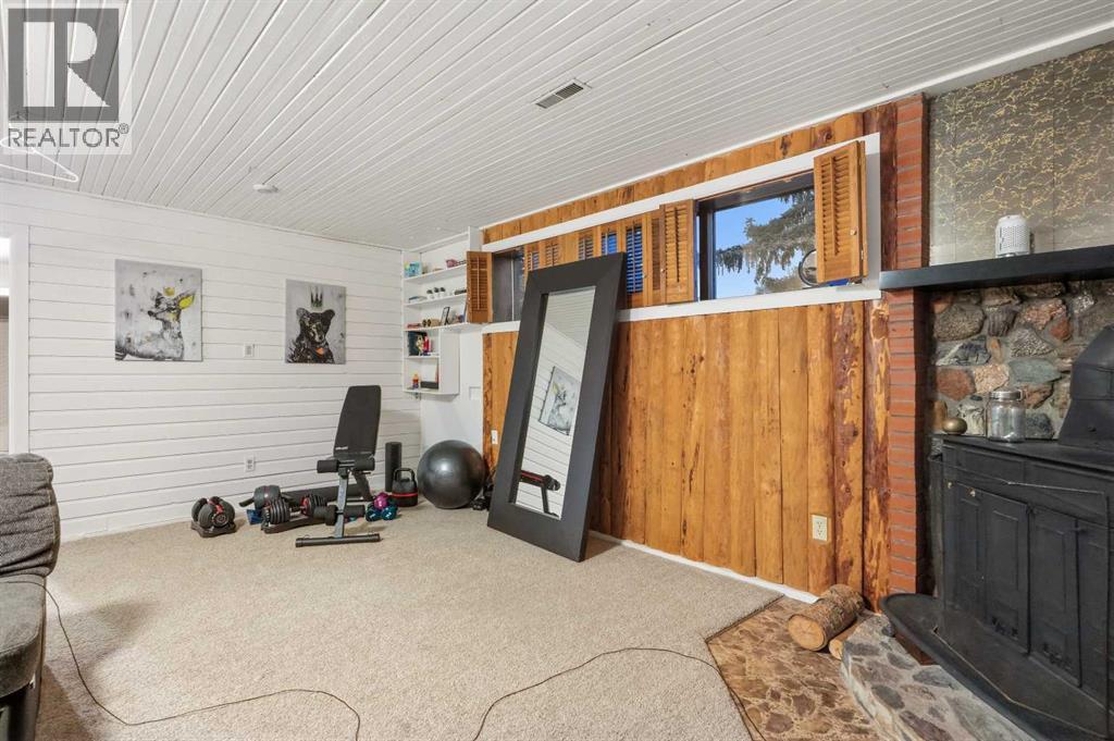 Single Family House Bi-level for Sale in  Murray Place NE Mayland Heights Calgary 