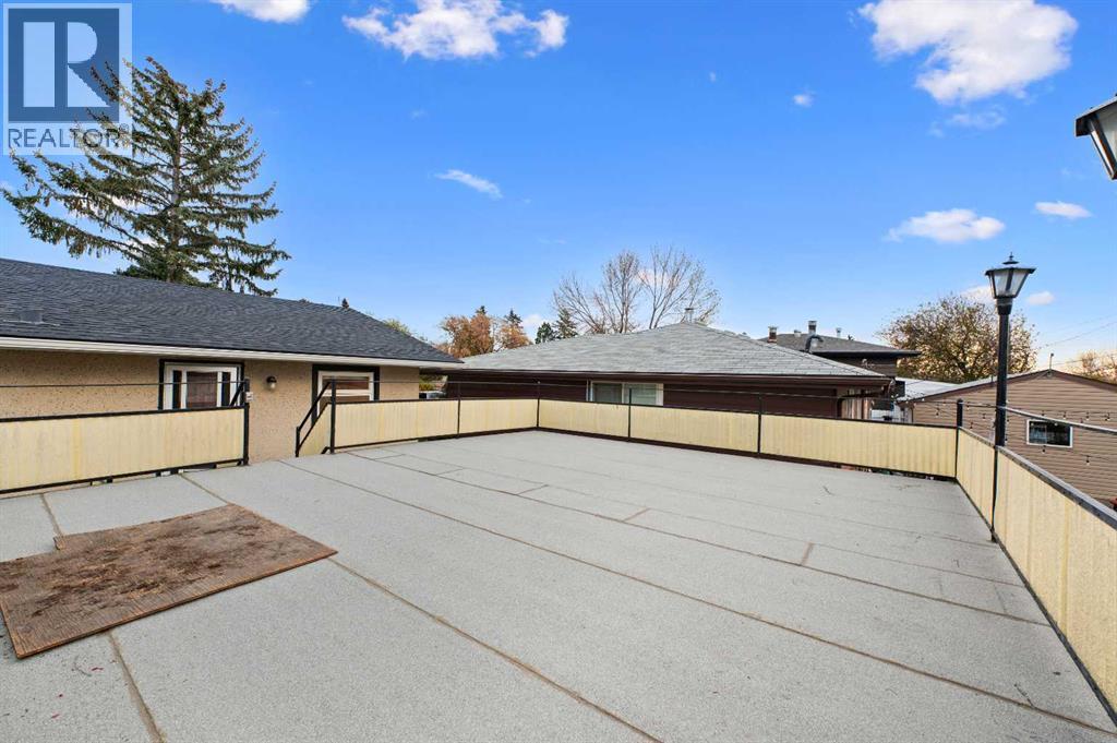 Single Family House Bi-level for Sale in  Murray Place NE Mayland Heights Calgary 