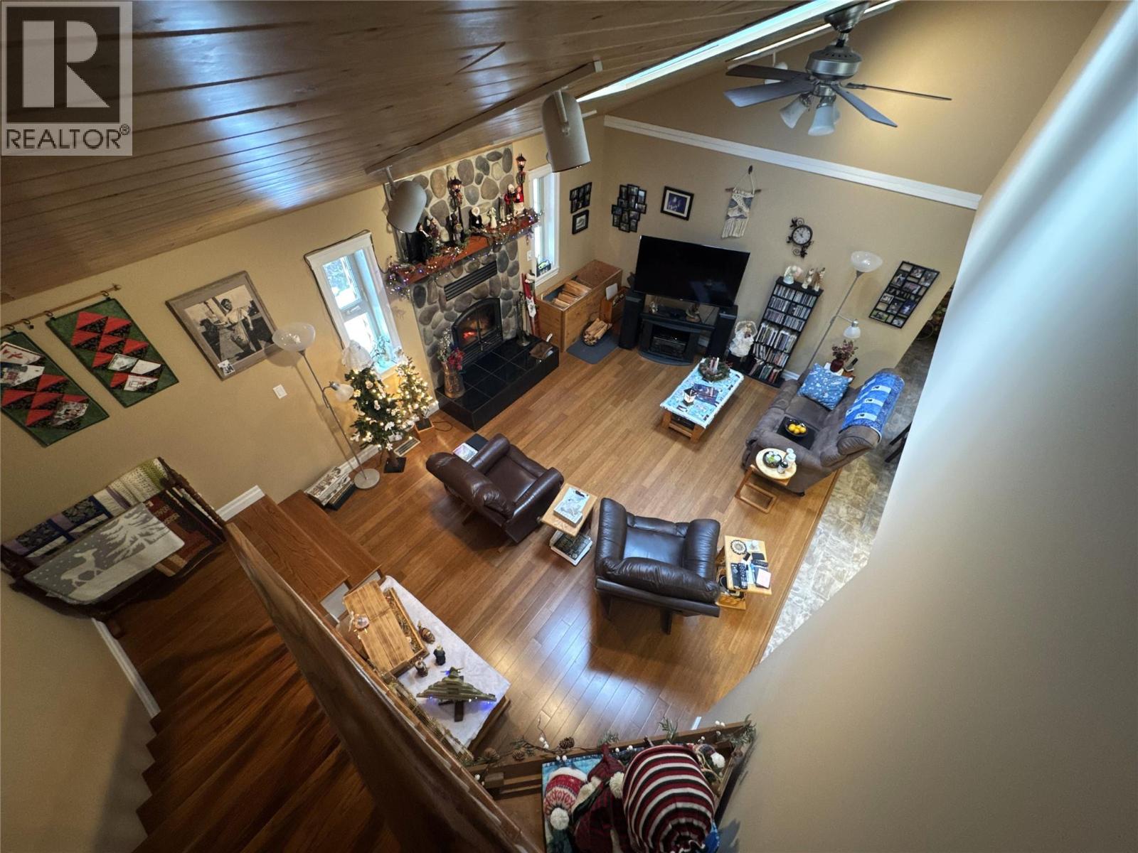 4492 Iron Mountain Road, Merritt