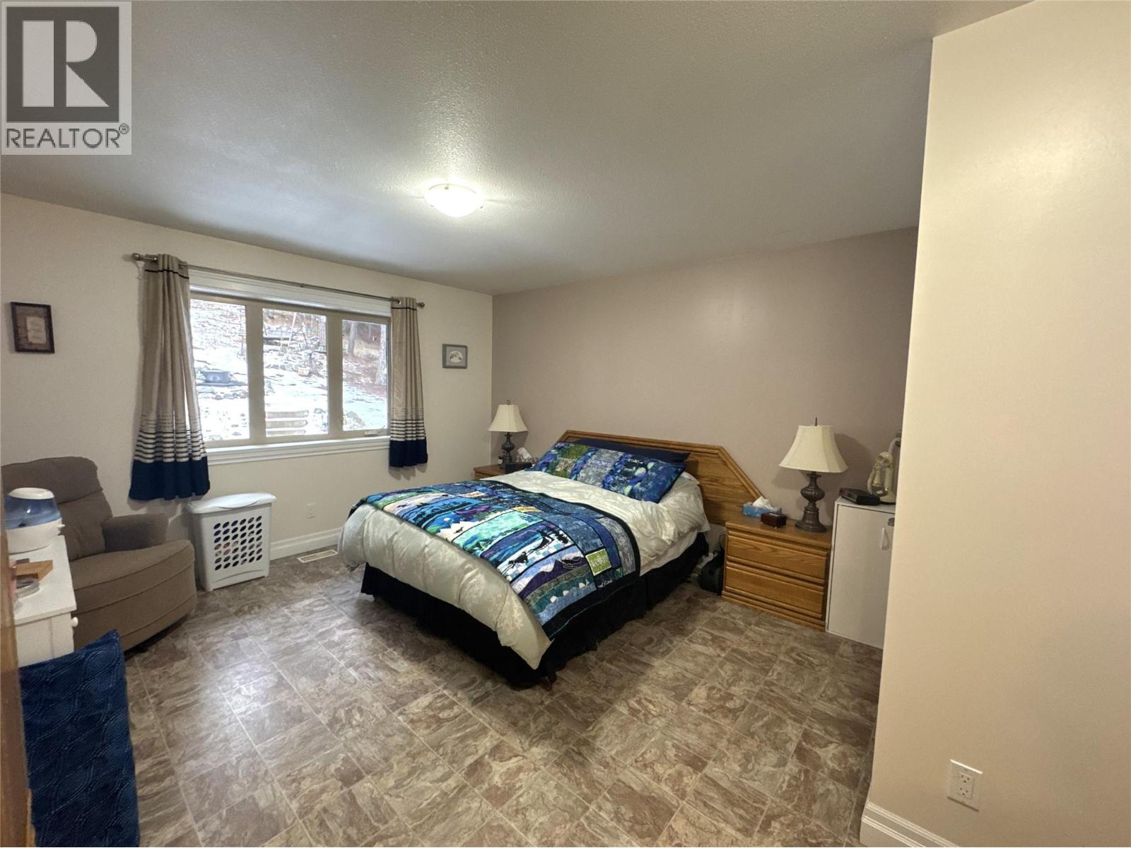 4492 Iron Mountain Road, Merritt