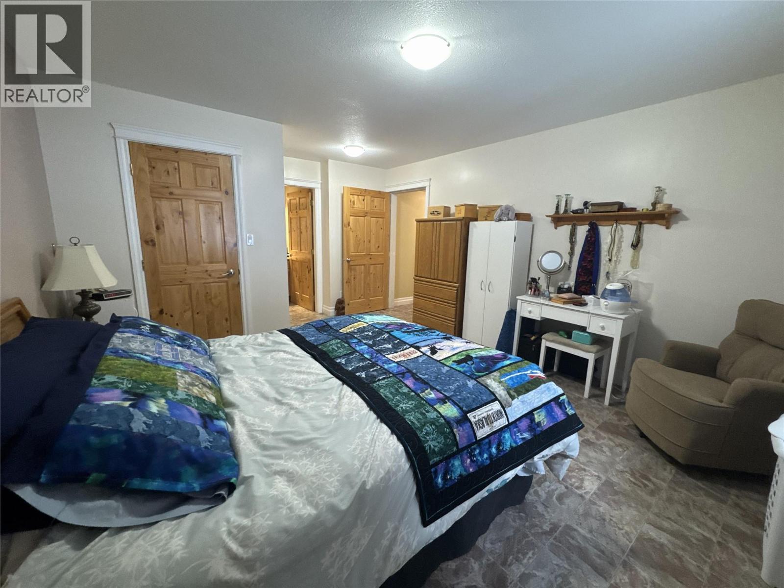 4492 Iron Mountain Road, Merritt