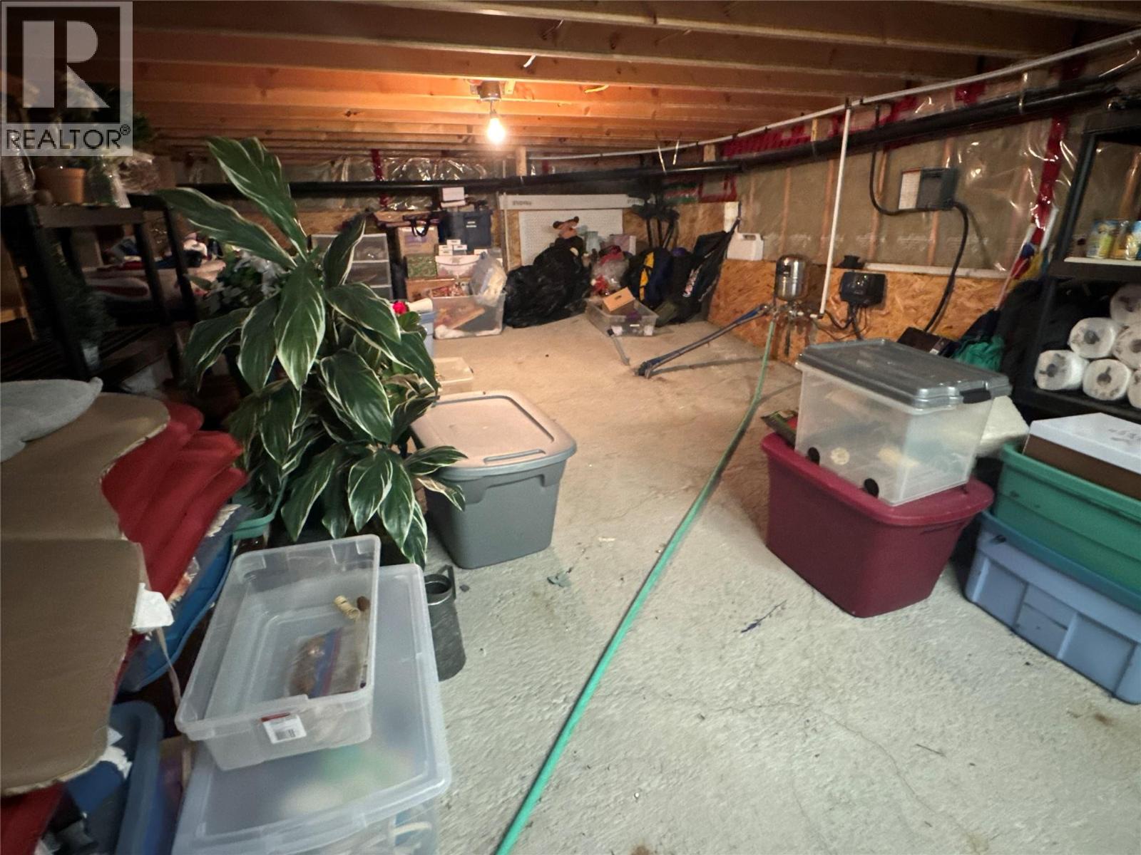 4492 Iron Mountain Road, Merritt