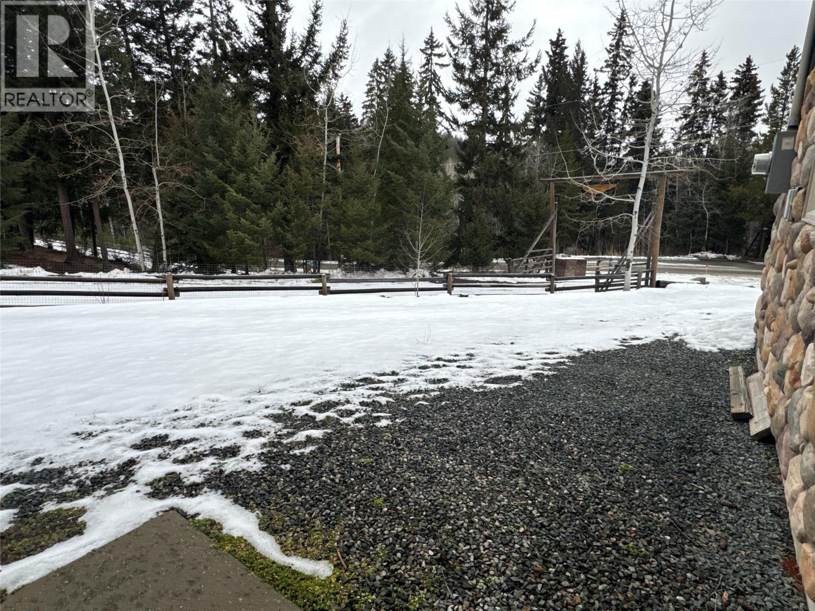 4492 Iron Mountain Road, Merritt