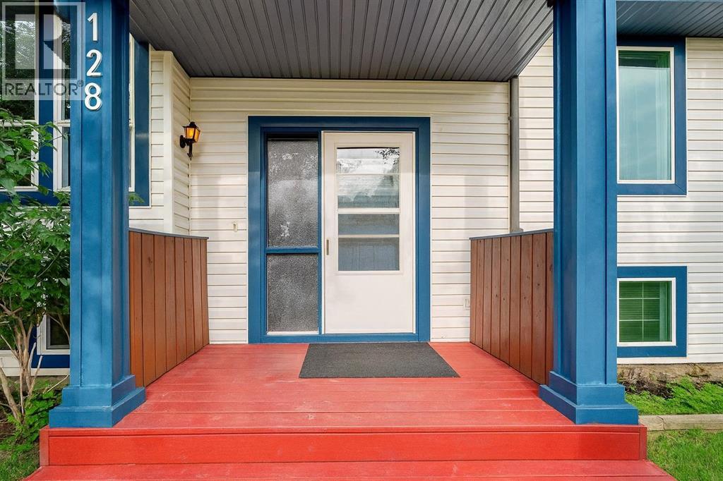 Single Family House Bi-level for Sale in  ERIN MEADOW Way SE Erin Woods Calgary 