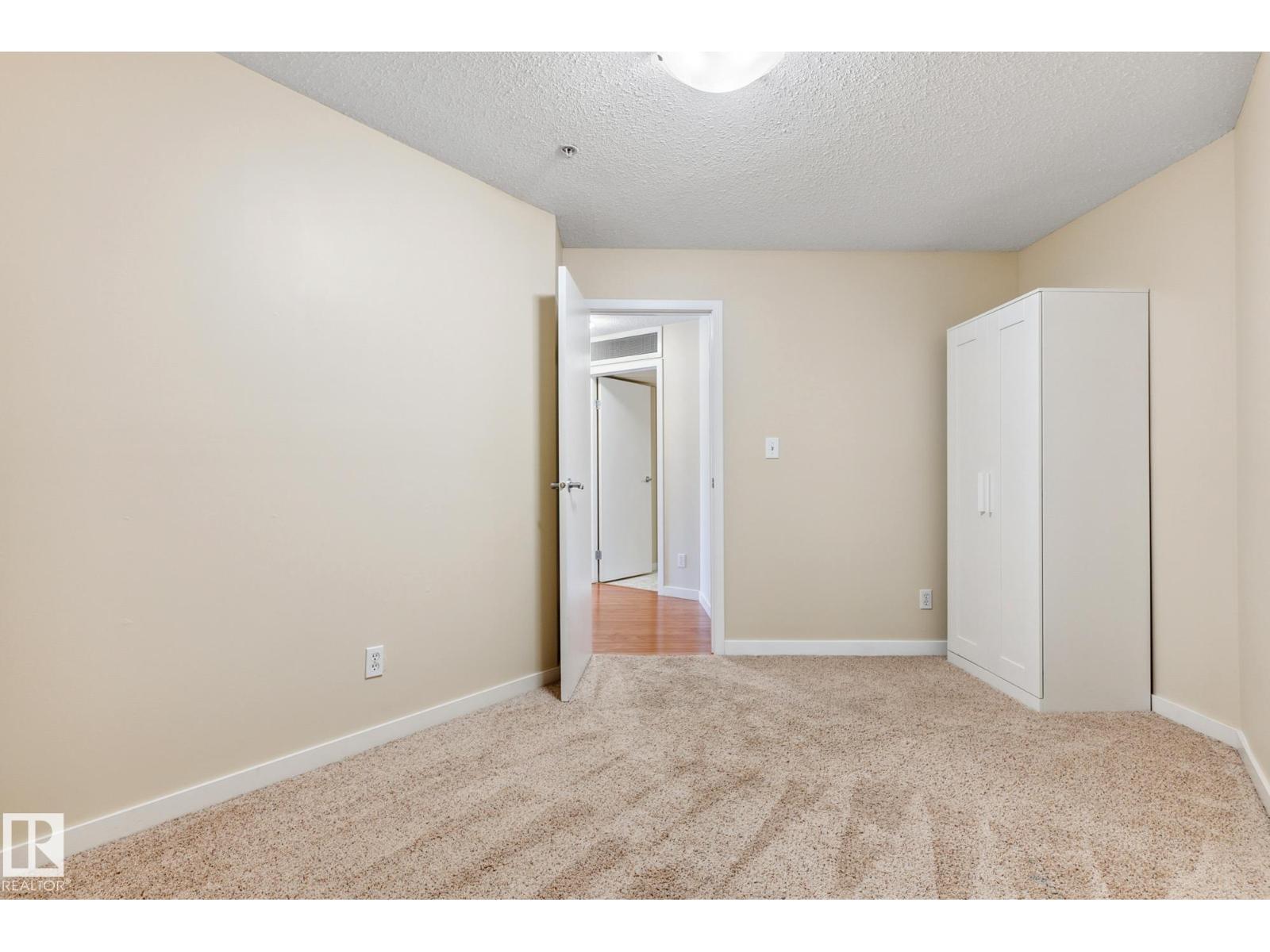 #223 4312 139 AV NW, Edmonton