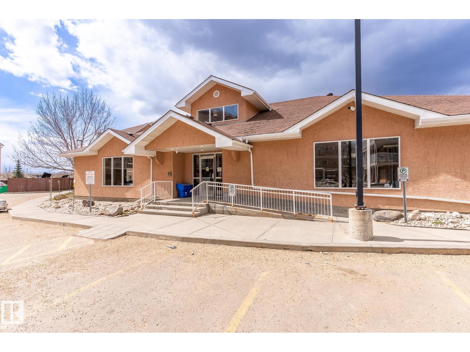 #223 4312 139 AV NW, Edmonton