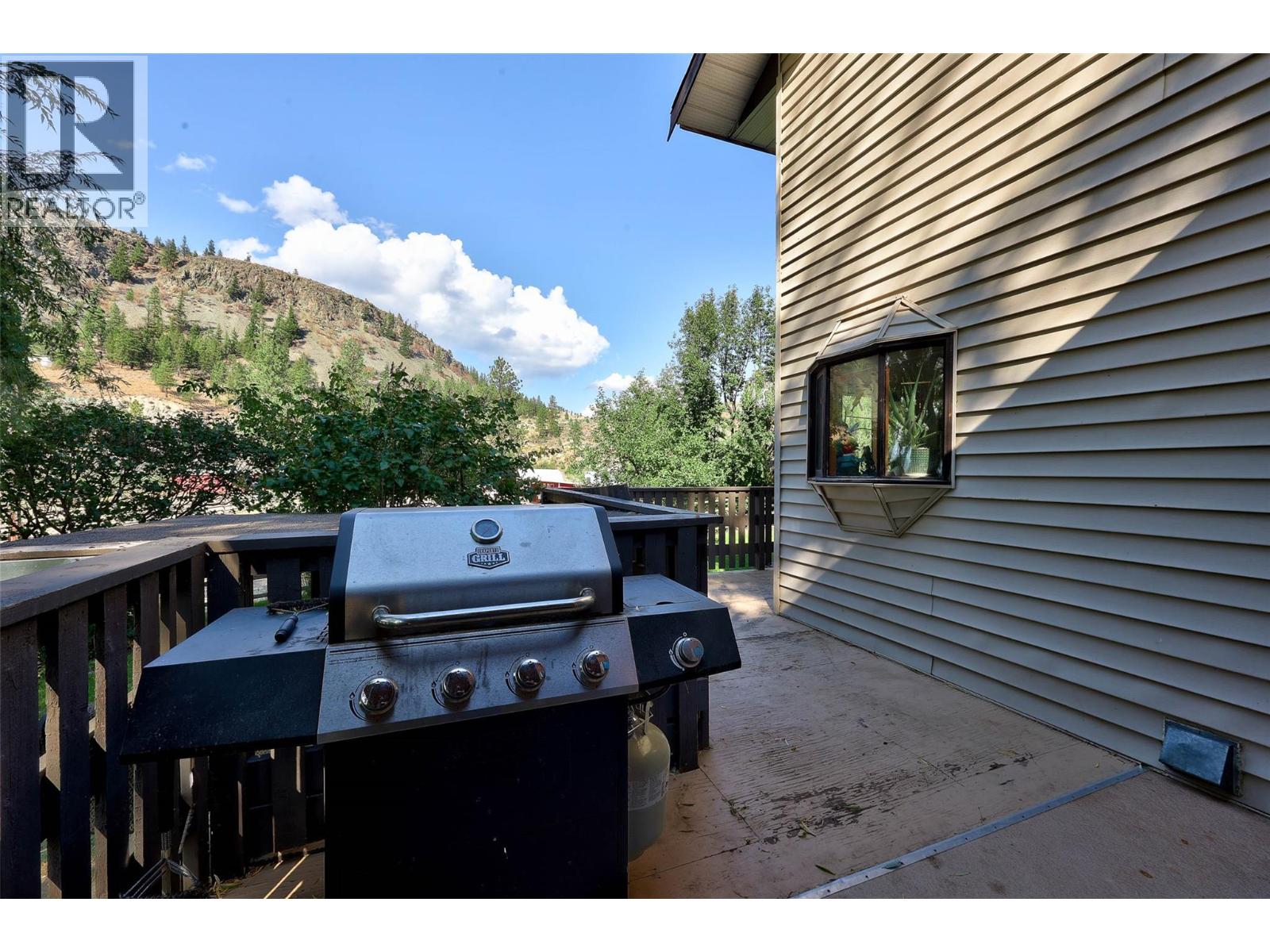 1815 NICOLLS ROAD - 20