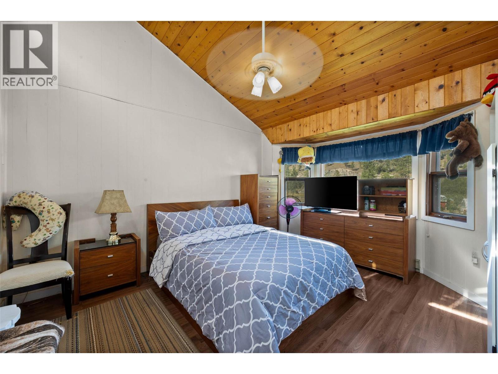 1815 NICOLLS ROAD - 32