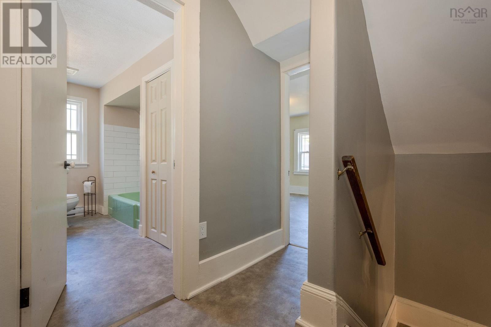 Property 38 of 39 of 419 Main Street