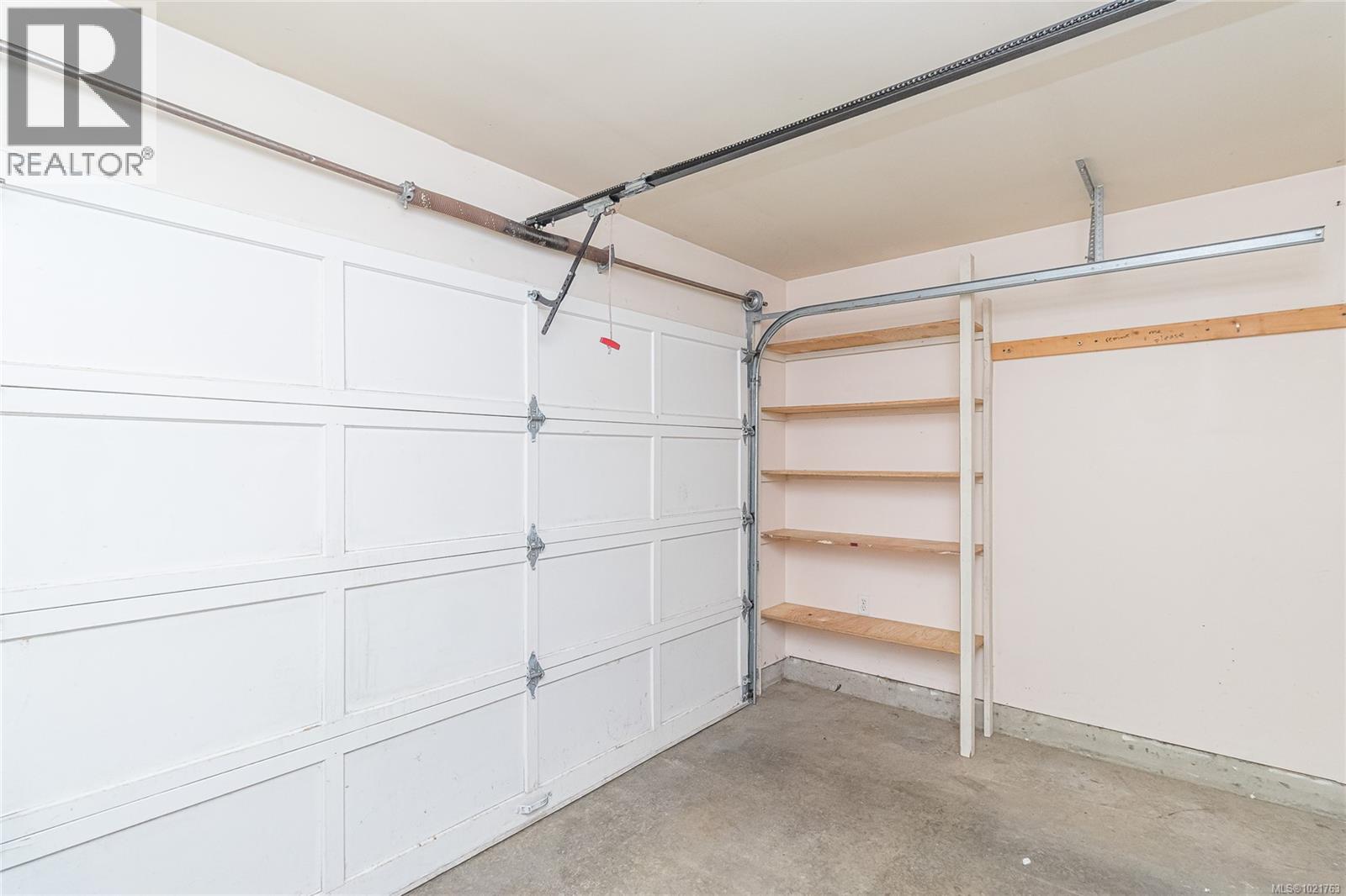 1014 Holmes St, Duncan