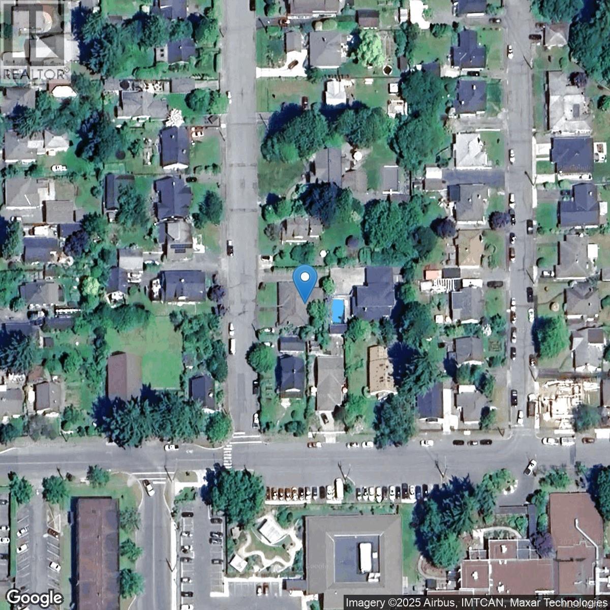 1014 Holmes St, Duncan