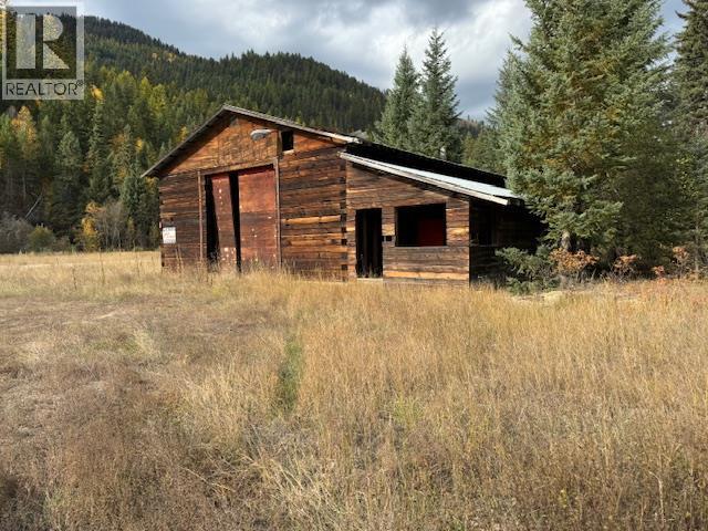 KM44 CHRISTIAN VALLEY ROAD - 15