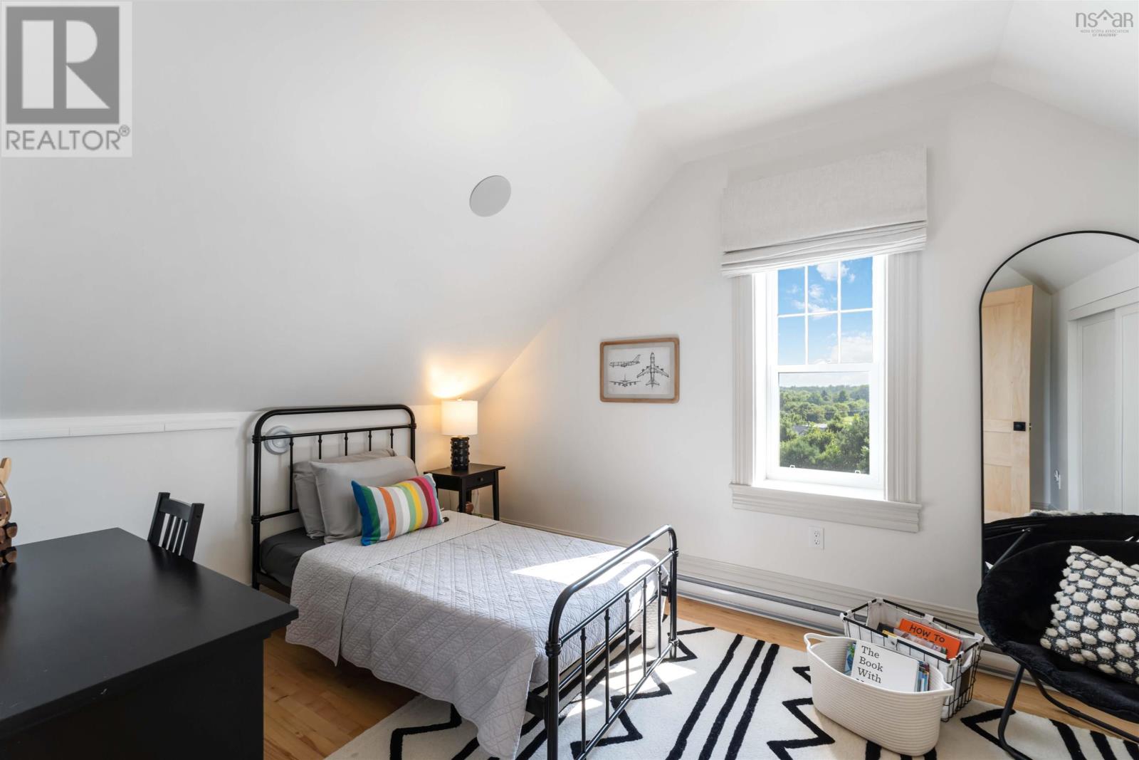 Property 36 of 50 of 7770 Highway 221