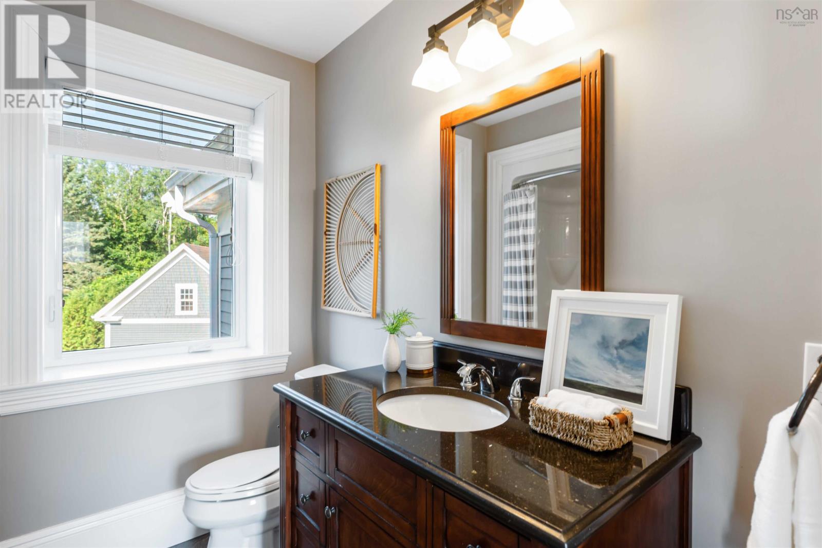 Property 21 of 50 of 7770 Highway 221