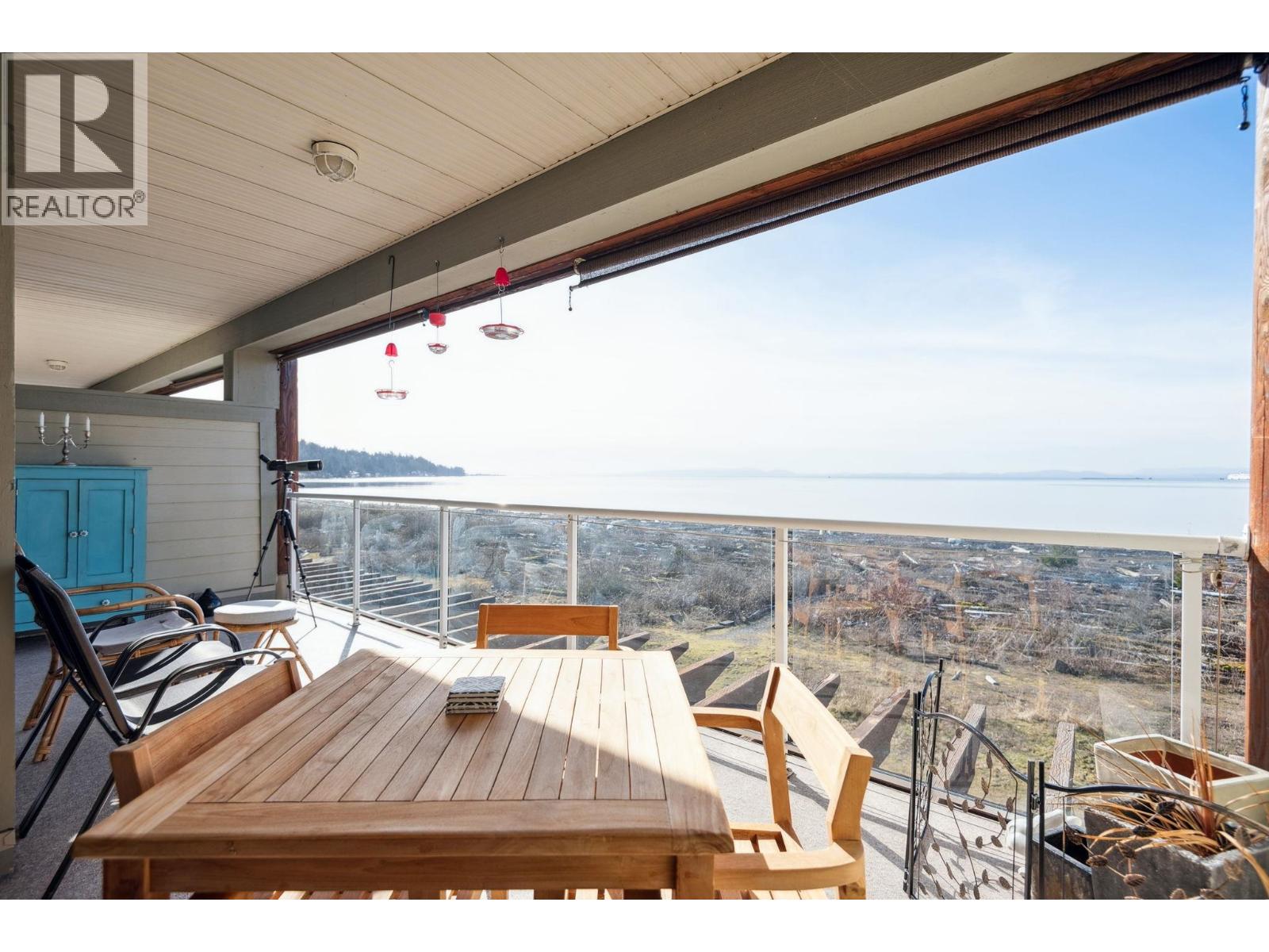 #210-1120 TSATSU SHORES Drive, Tsawwassen