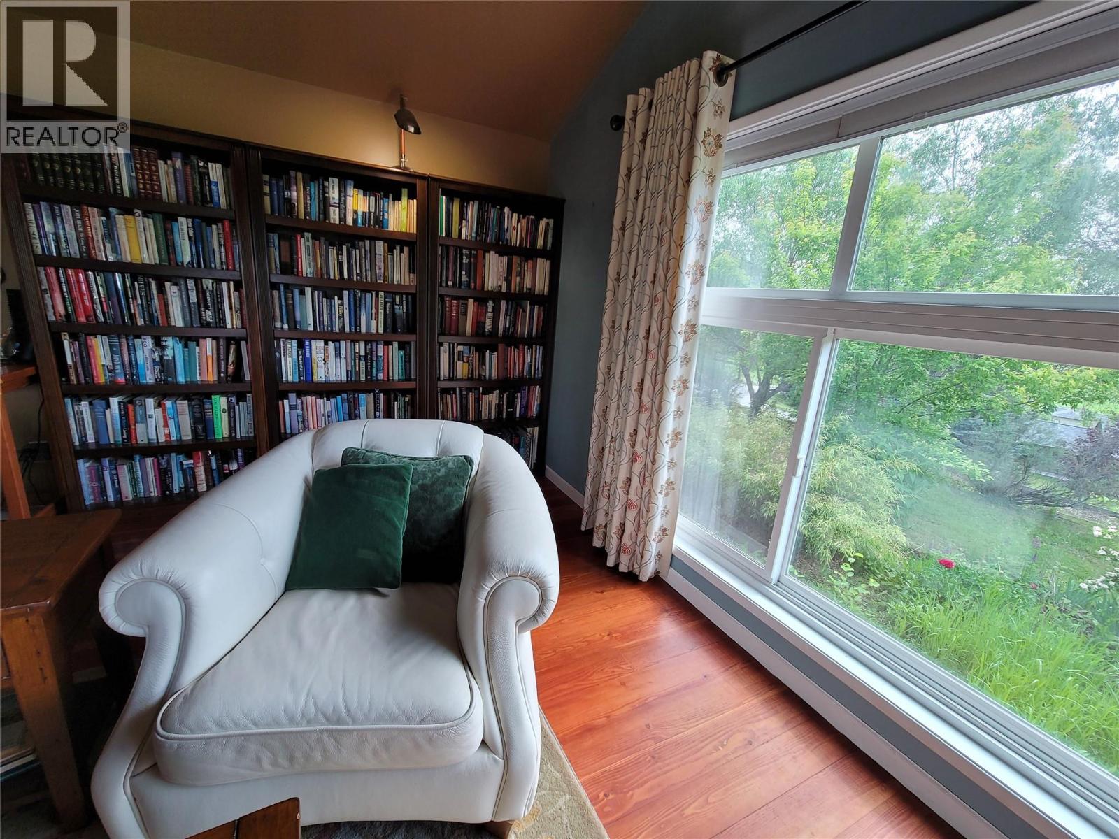 5855 Spencer Road, Grand Forks