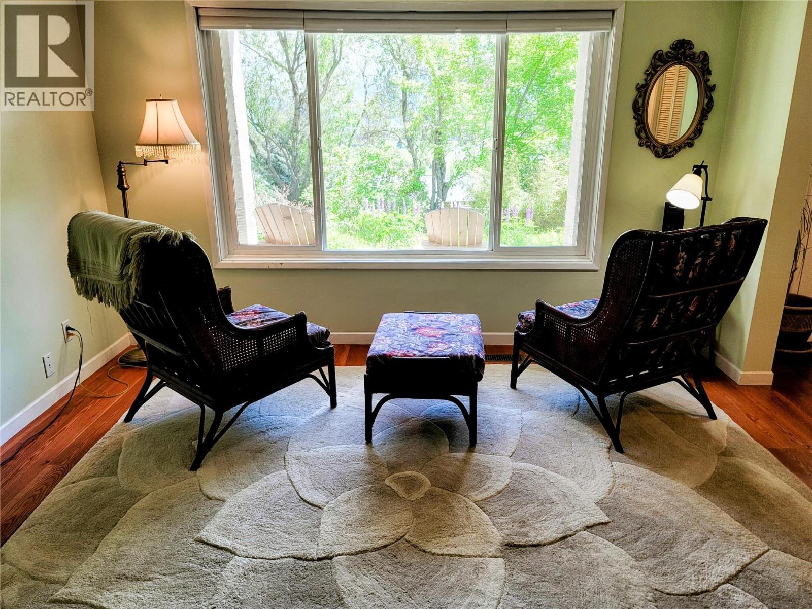 5855 Spencer Road, Grand Forks