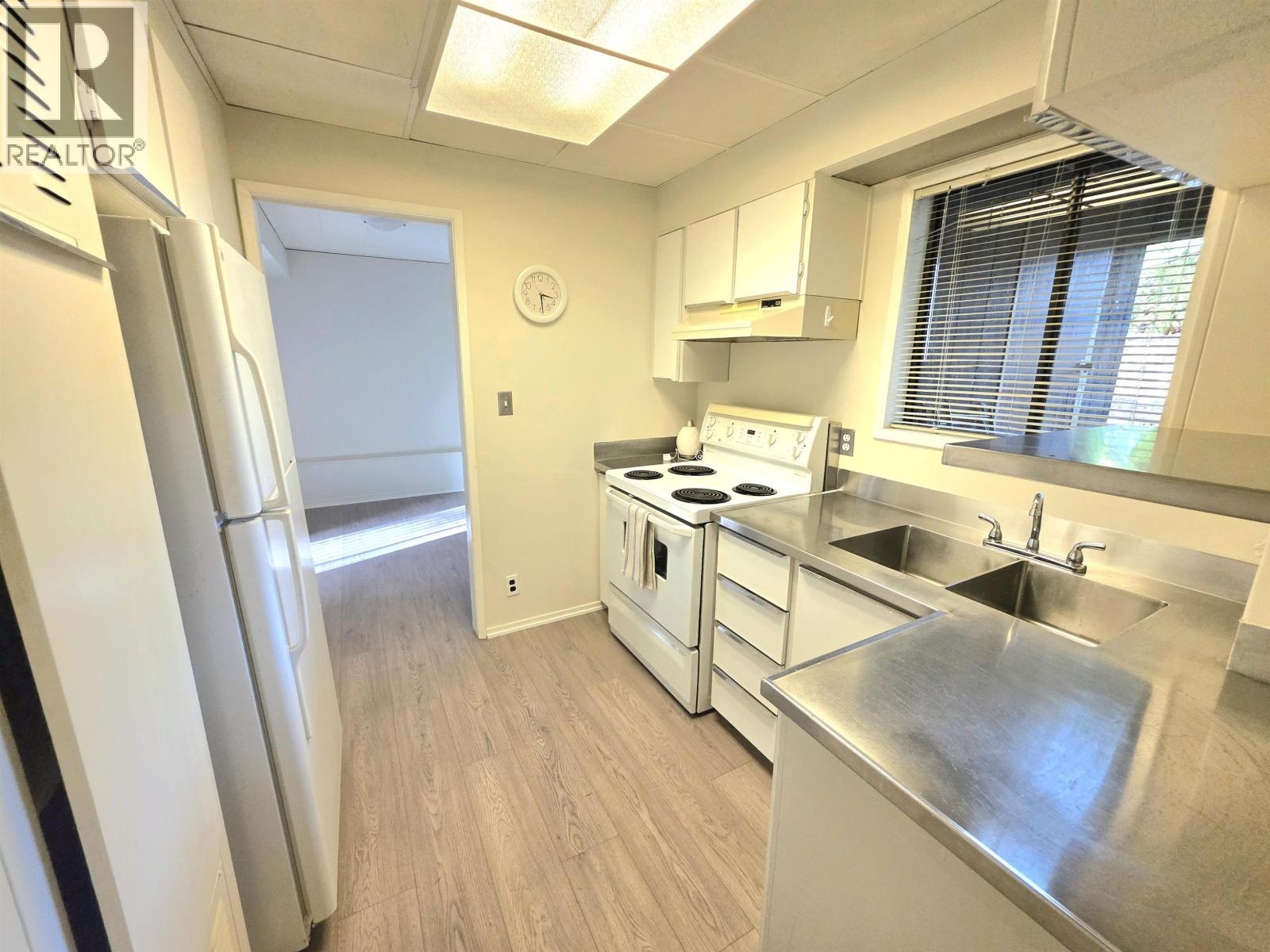 19575 HAMMOND ROAD, Pitt Meadows